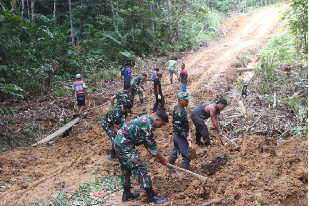 Personel TMMD Kodim 1206/PSB terus berjibaku bangun wilayah pedesaan