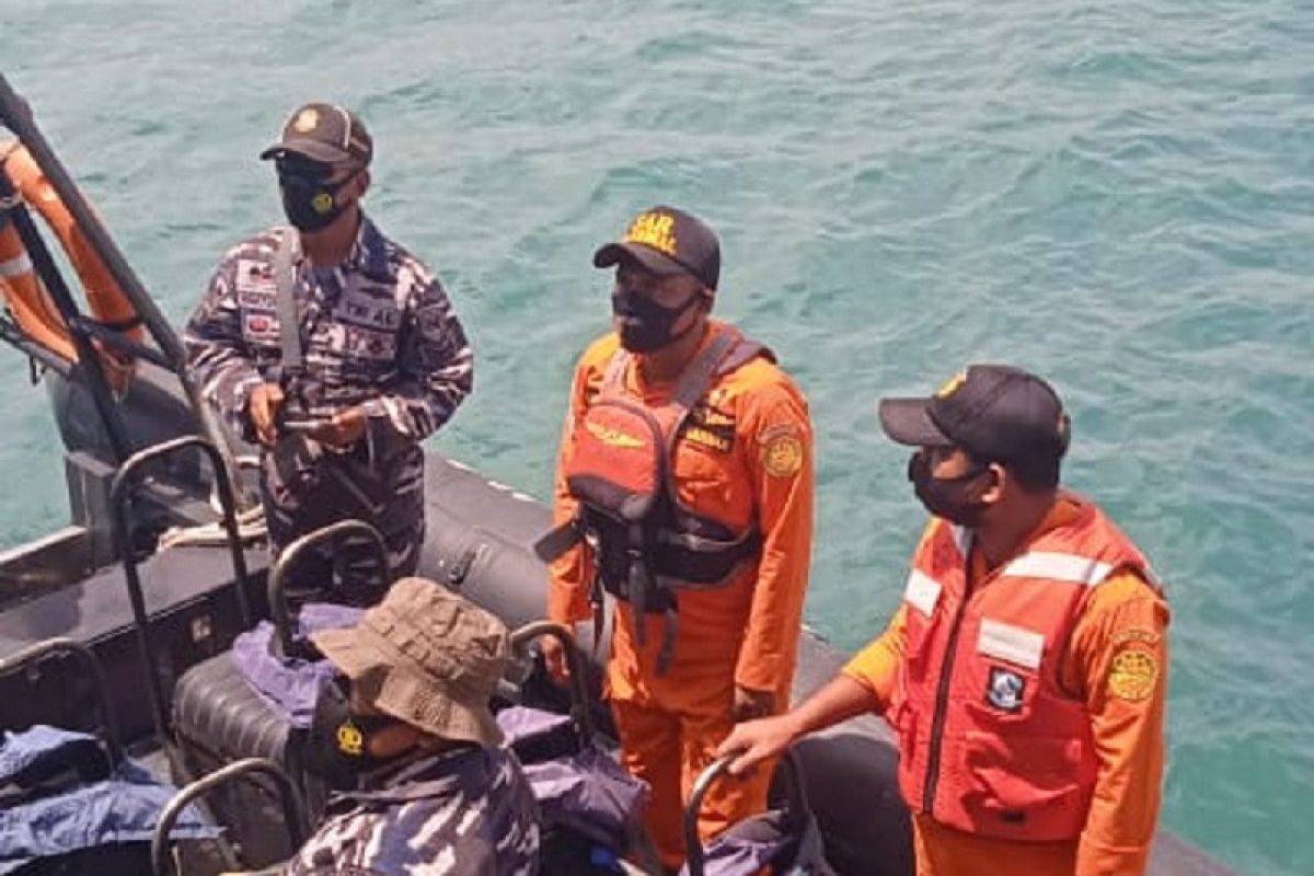 Tim SAR gabungan cari satu nelayan terjatuh di laut Dobo