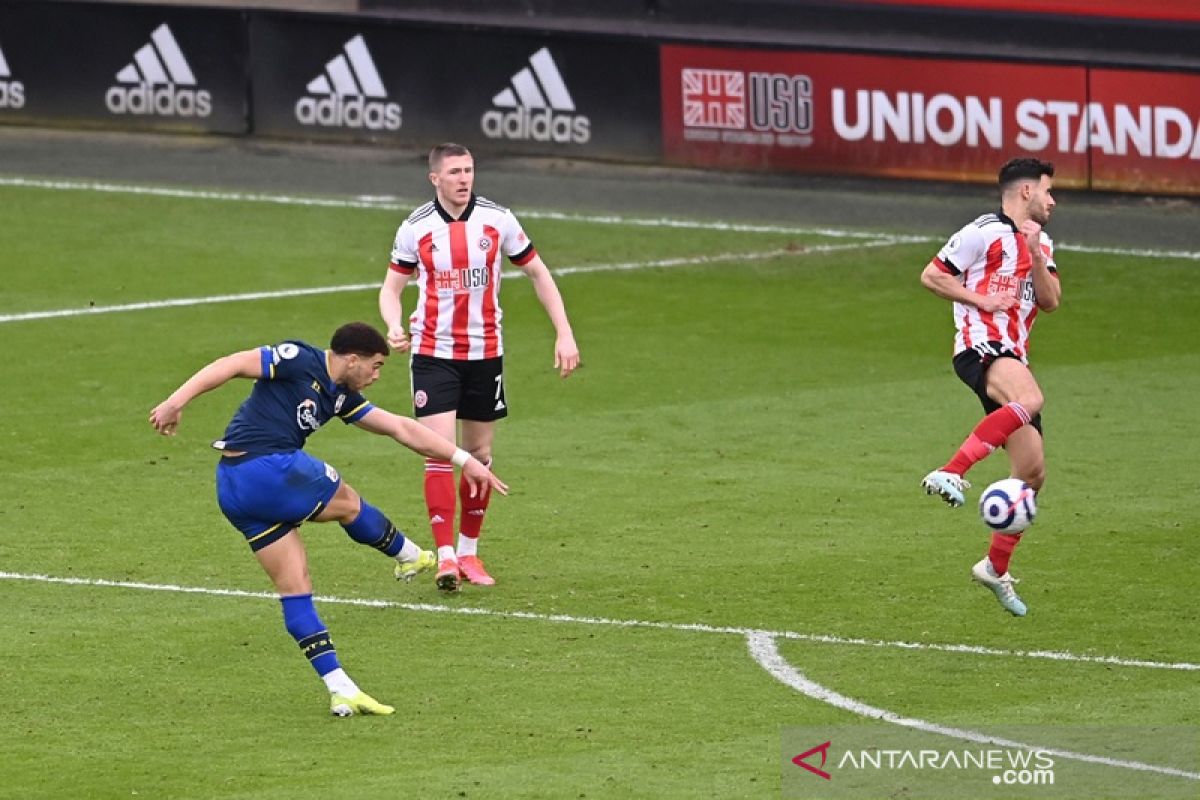 Southampton pungkasi paceklik kemenangan saat tundukkan Sheffield 2-0