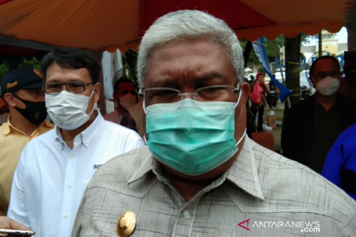 Gubernur Sulawesi Tenggara minta semua pihak sukseskan vaksinasi tahap dua