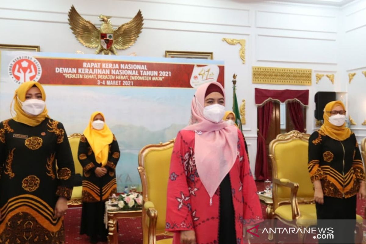 Dekranasda Bengkulu dirikan klinik pengemasan produk IKM