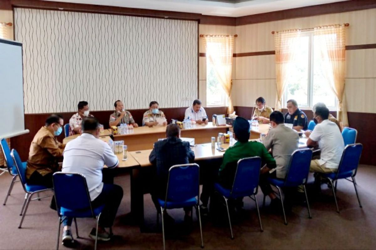 Komisi III DPRD Kalsel bahas pembangunan gapura tata batas di Bartim