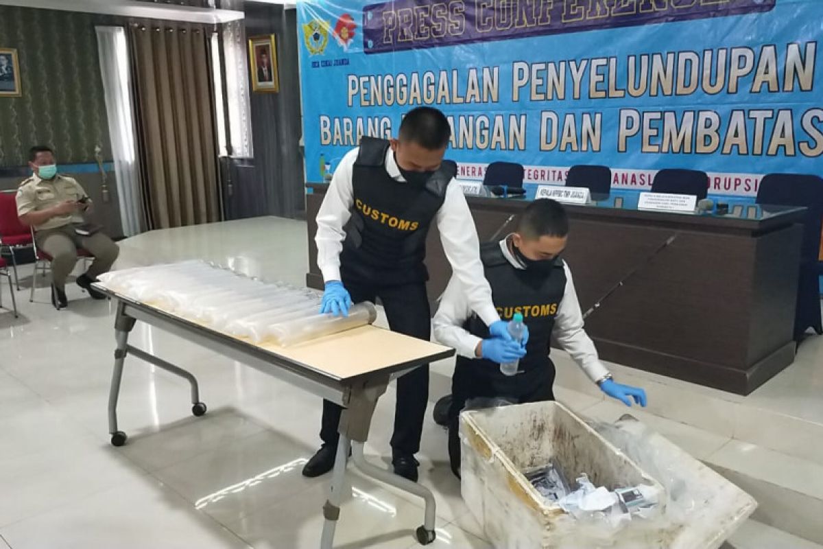 Bea Cukai Juanda gagalkan penyelundupan ribuan benih lobster ke Batam