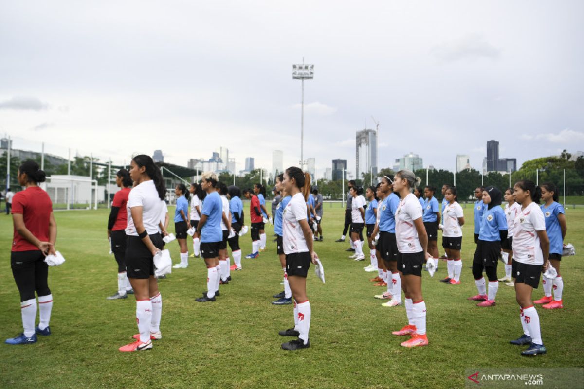 Timnas putri lahap menu 'pressure game' minggu pertama TC