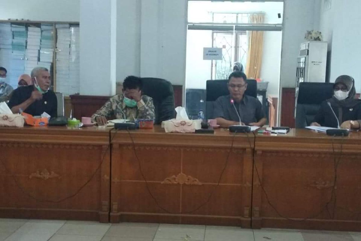 Hearing bersama Pemkab Batanghari, dewan singgung dana reklamasi