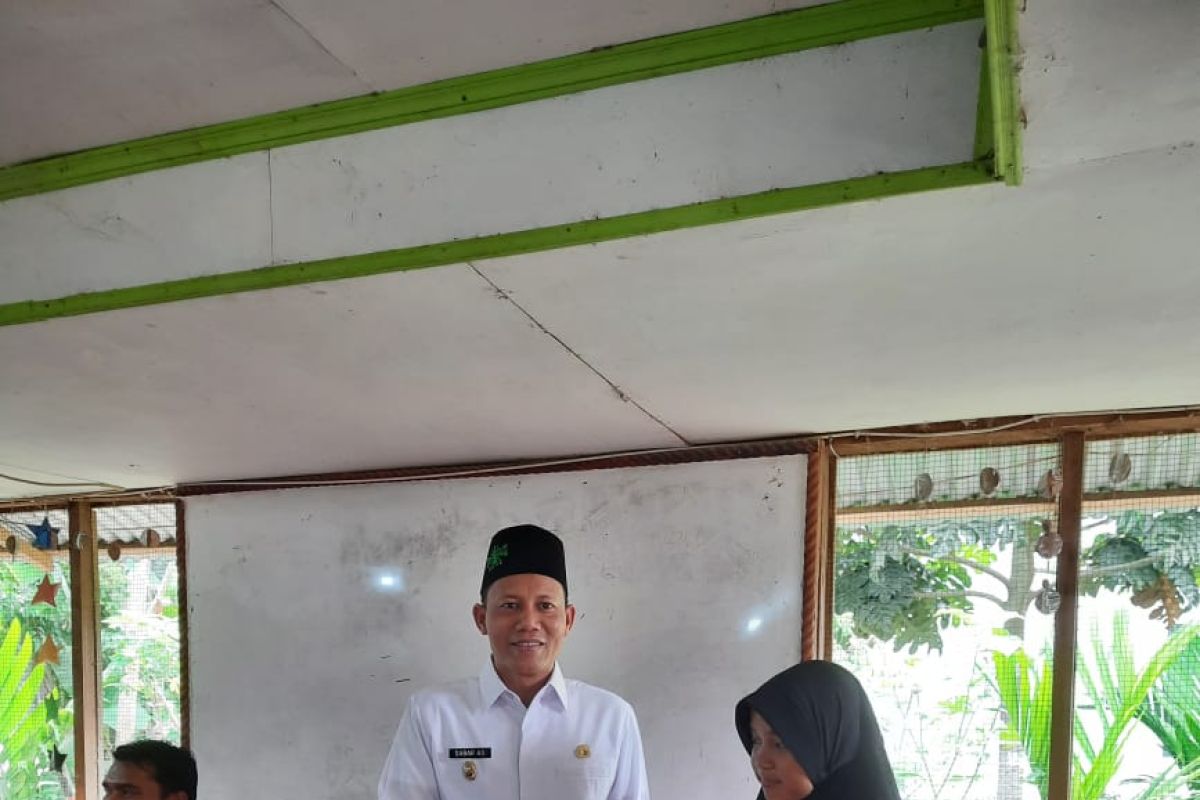 Wakil Bupati Pasaman berikan motivasi kepada anak-anak agar terus hafal Al-quran