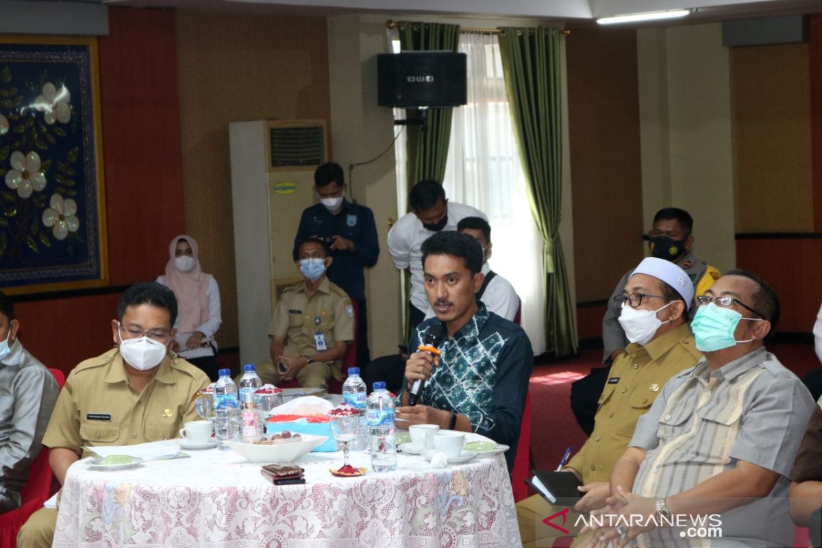 Bupati Banjar ingatkan prokes di Pilkades serentak 2021