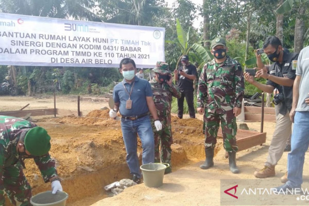 PT Timah Serahkan Paket Sembako untuk Korban Bencana Puting Beliung di Bangka Selatan