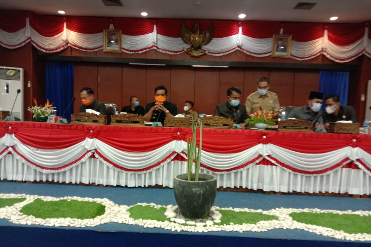 Bupati Belitung sampaikan dua raperda ke DPRD