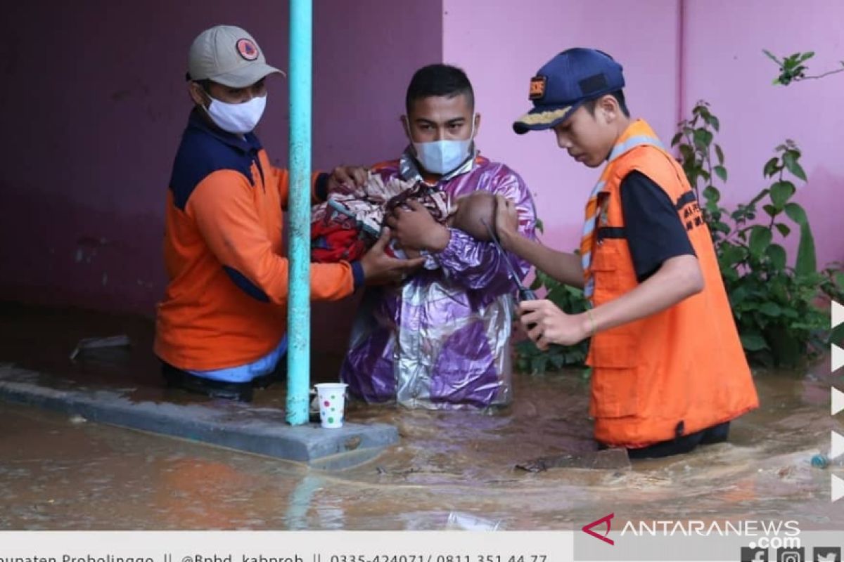 Tiga desa di Kabupaten Probolinggo terendam banjir