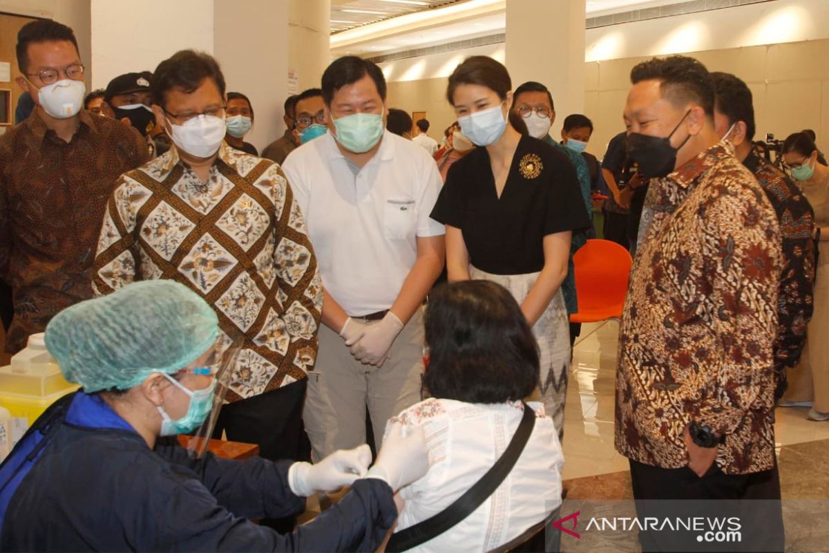 Lippo bantu pemerintah sediakan tempat dan tenaga vaksinasi