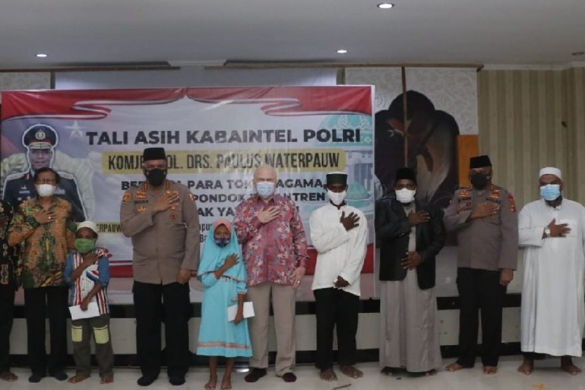 Kabaintelkam Polri silaturahim ke Masjid Raya Baiturrahim Jayapura