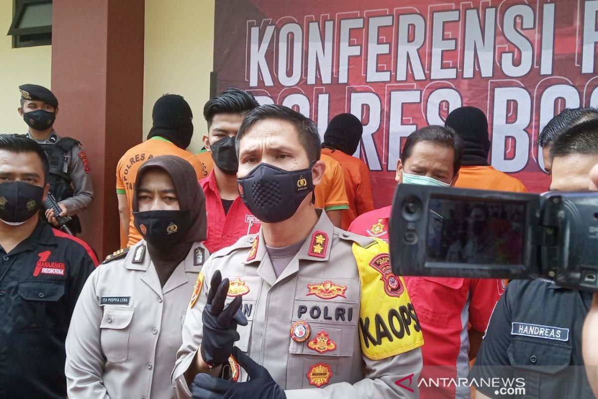 Kapolres: Pembuang botol ke mulut kuda nil terancam penjara