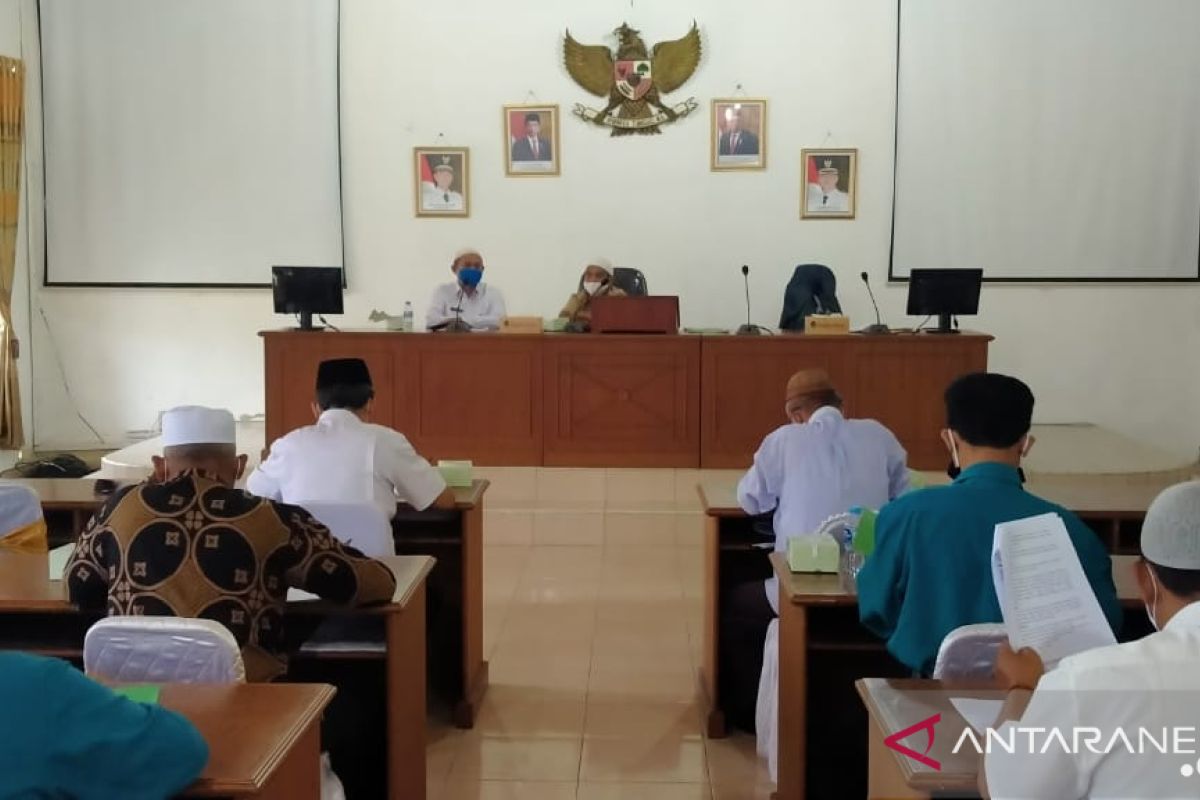 12 orang ikuti tes tertulis seleksi calon Ketua Baznas Bangka