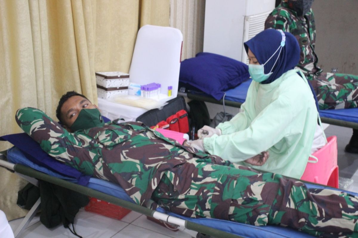 Polda Banten dan Korem 064 MY kerjasama dengan PMI gelar donor darah