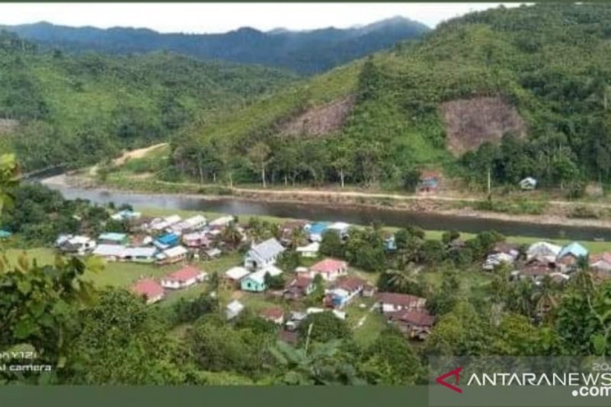 Masyarakat adat Lumbis Hulu menyatakan tetap setia kepada NKRI