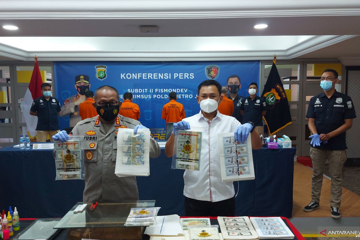 Polda Metro Jaya ungkap sindikat pemalsu mata uang asing
