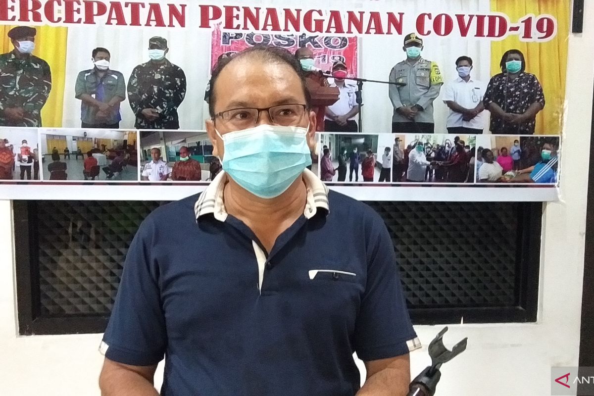 Sorong: 1,650 frontline public servants get second vaccine jab