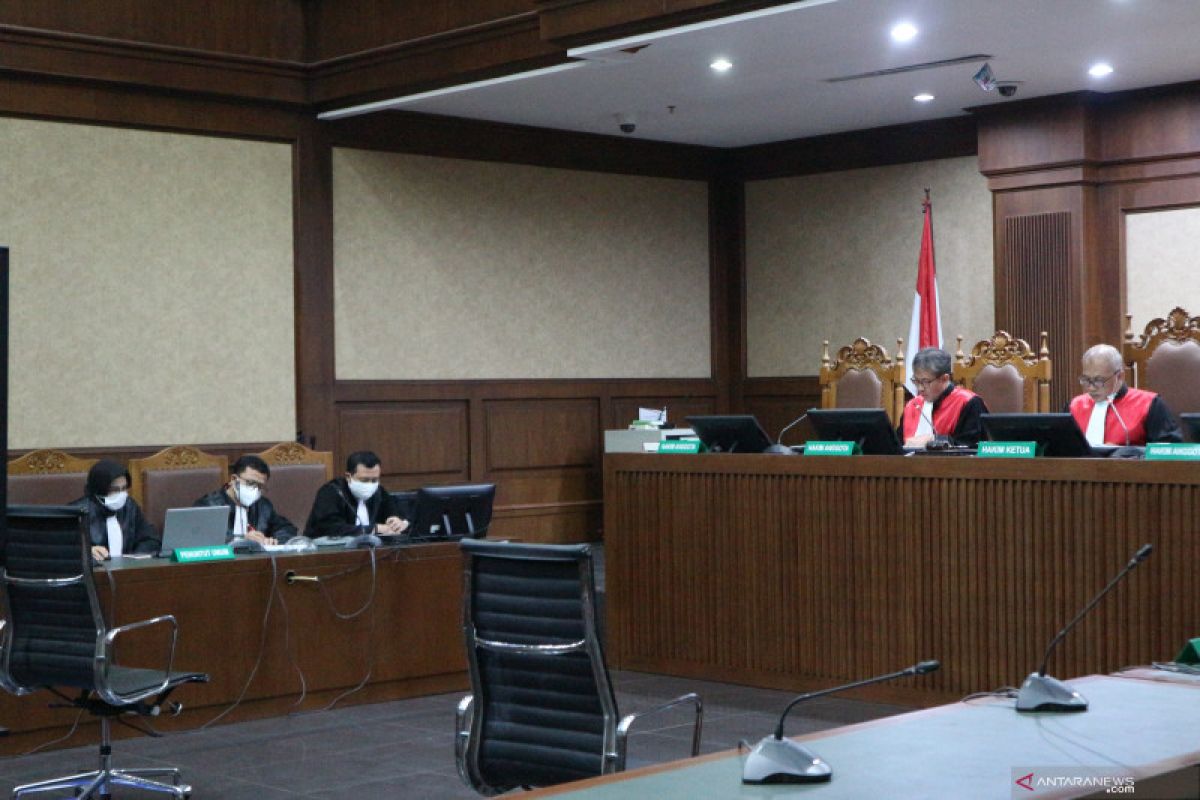 Hakim tak bebankan uang pengganti kepada mantan Sekretaris MA Nurhadi
