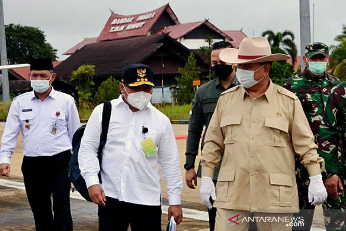 Menhan Prabowo tinjau pengembangan lahan di Gunung Mas  Kalteng
