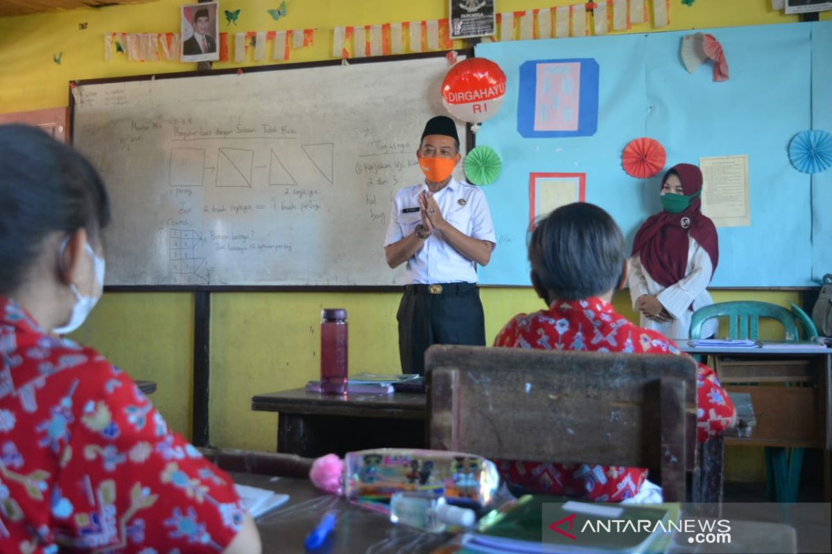 Disdikbud Kubu Raya pantau dan evaluasi pelaksanaan PTM di sekolah