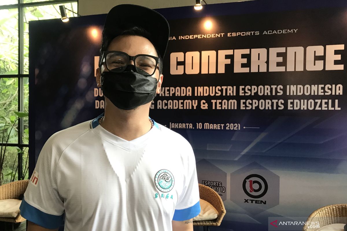 YouTuber Edho Zell buat tim dan sekolah esport