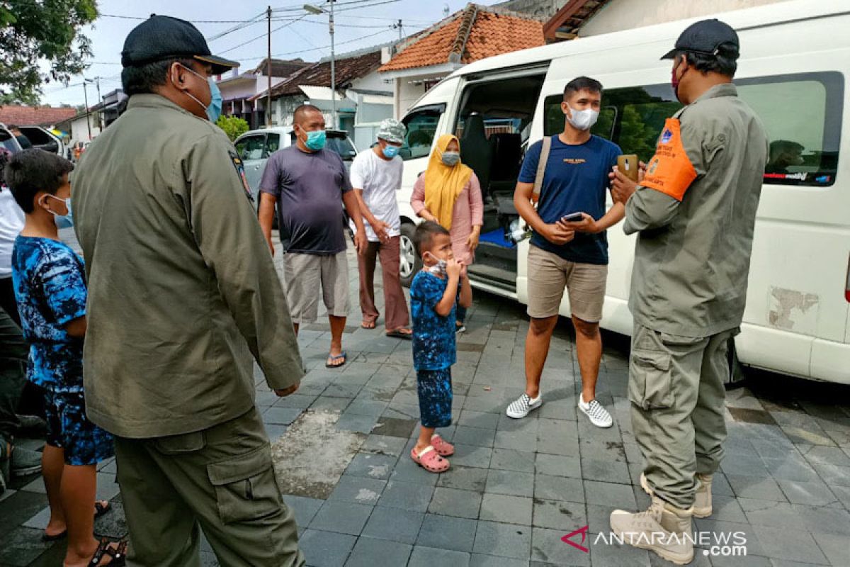 Yogyakarta to conduct random checks of tourists' health documents