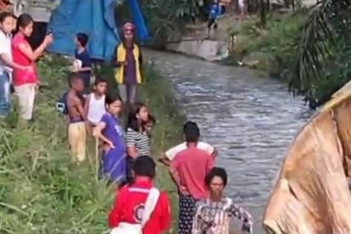 Pemancing temukan mayat bayi hanyut di saluran irigasi