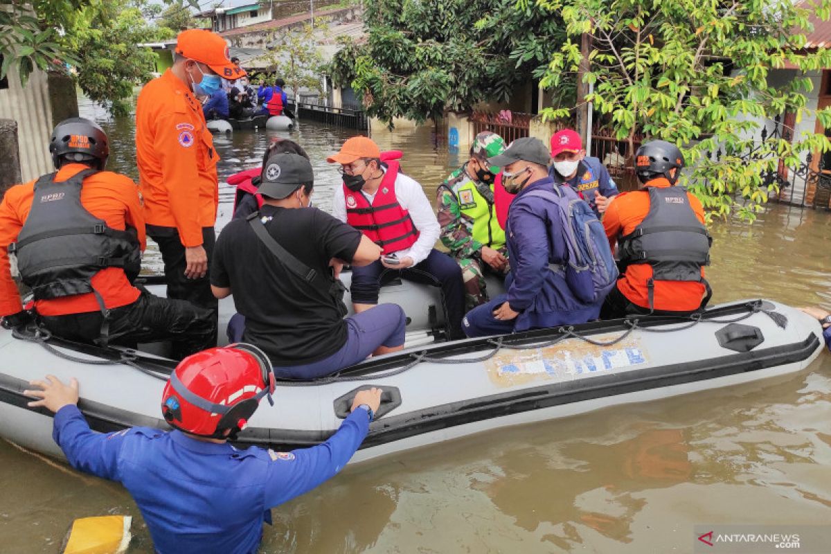 Pemkot Makassar segera tangani korban banjir