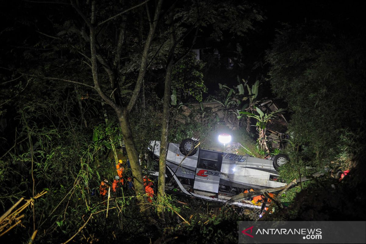 Berikut identitas 27 korban meninggal kecelakaan bus di Sumedang