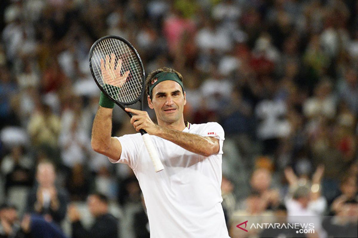 Federer penuh semangat lalui babak pertama Roland Garros