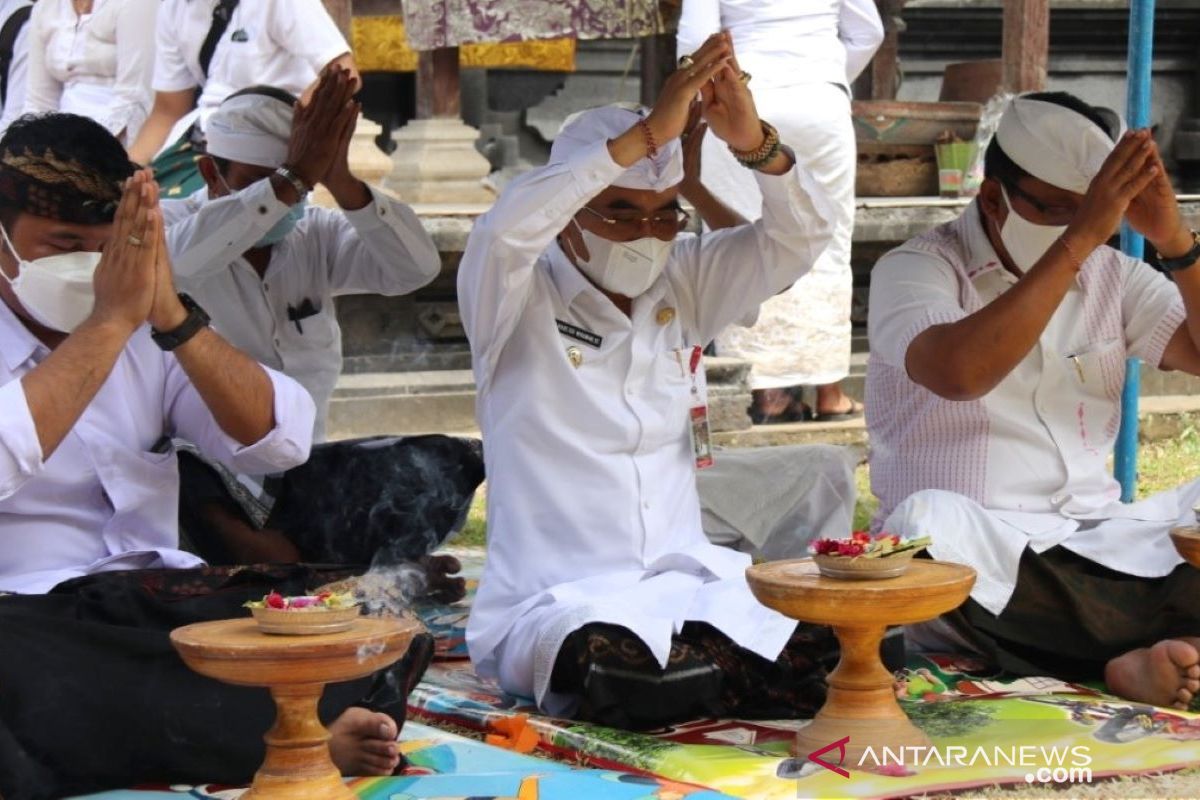 Wabup Tabanan apresiasi semangat gotong-royong krama Gadungan