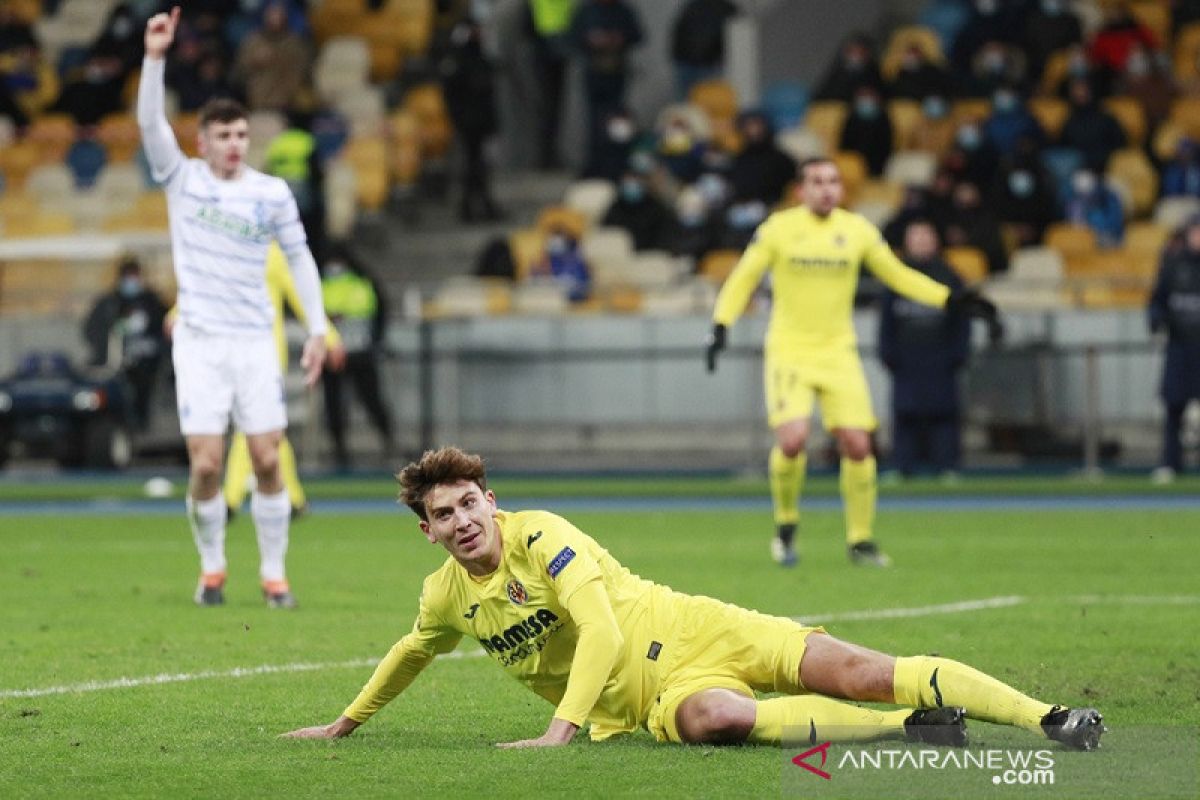 Duo bek tengah antar Villarreal menang  2-0 di markas Dynamo Kiev