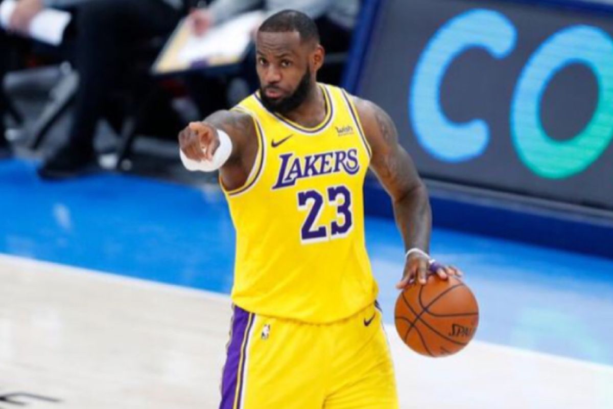 Survei pemain terbaik NBA disindir LeBron James