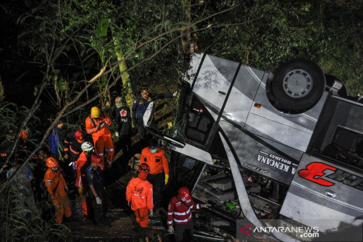 Puluhan ahli waris korban meninggal kecelakaan bus peroleh santunan, biaya perawatan korban luka juga dibantu