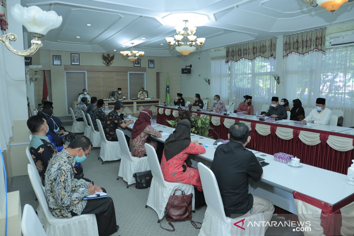 Persiapan pembelajaran tatap muka, DPRD Kalsel kunker ke HSS