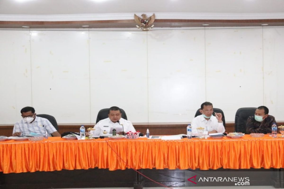 Bupati - Wabup Tapsel undang Syahrul M.Pasaribu curah pendapat rencana penyusunan RPJMD 2021-2026