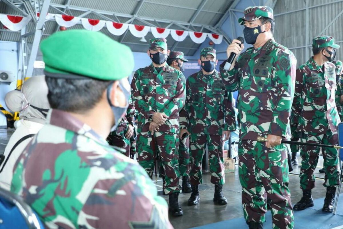 Panglima pimpin vaksinasi COVID-19 bagi prajurit TNI di Yogyakarta