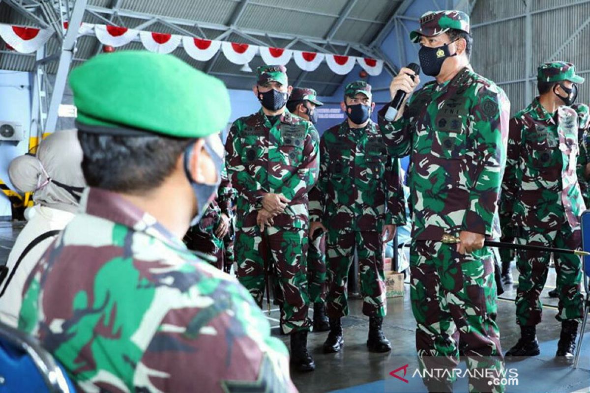 Panglima TNI pimpin vaksinasi COVID-19 bagi prajurit di Yogyakarta