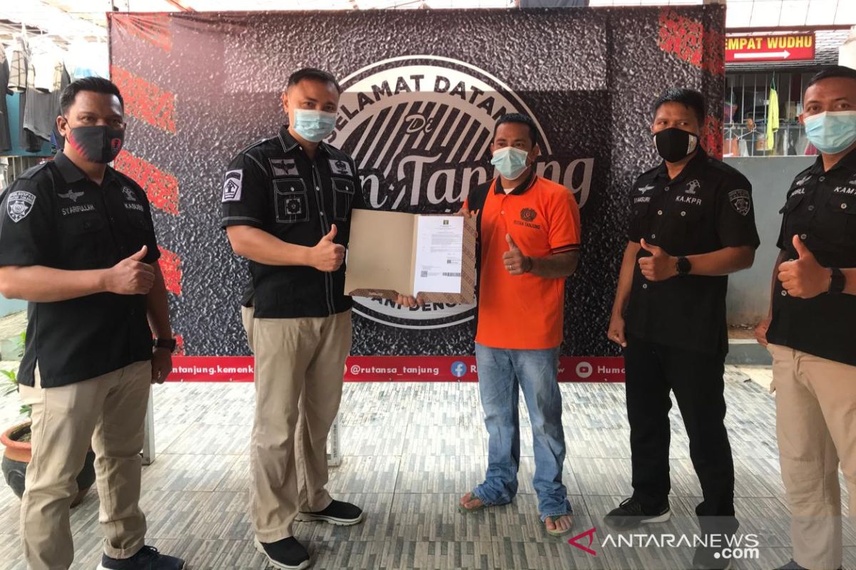 Empat warga binaan pemasyarakatan Kalsel terima remisi Nyepi