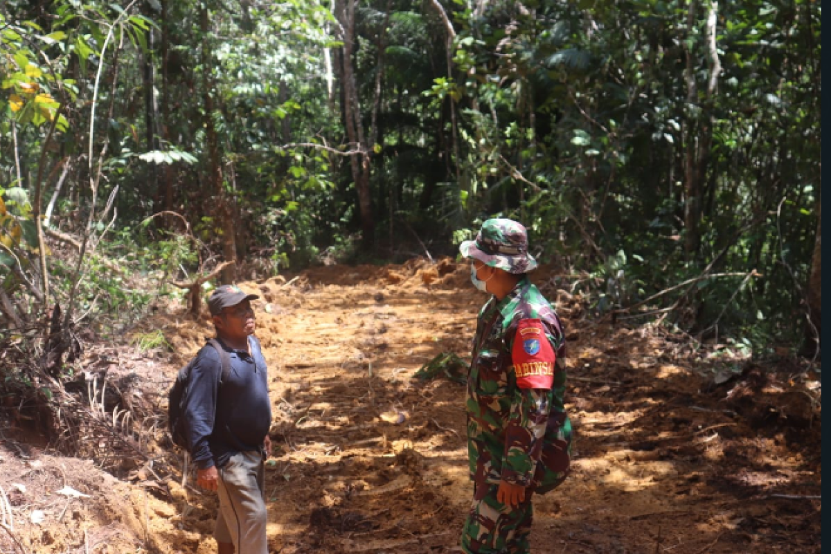 Peran Babinsa sangat penting dalam Program TMMD ke-110 Kodim 1206/PSB