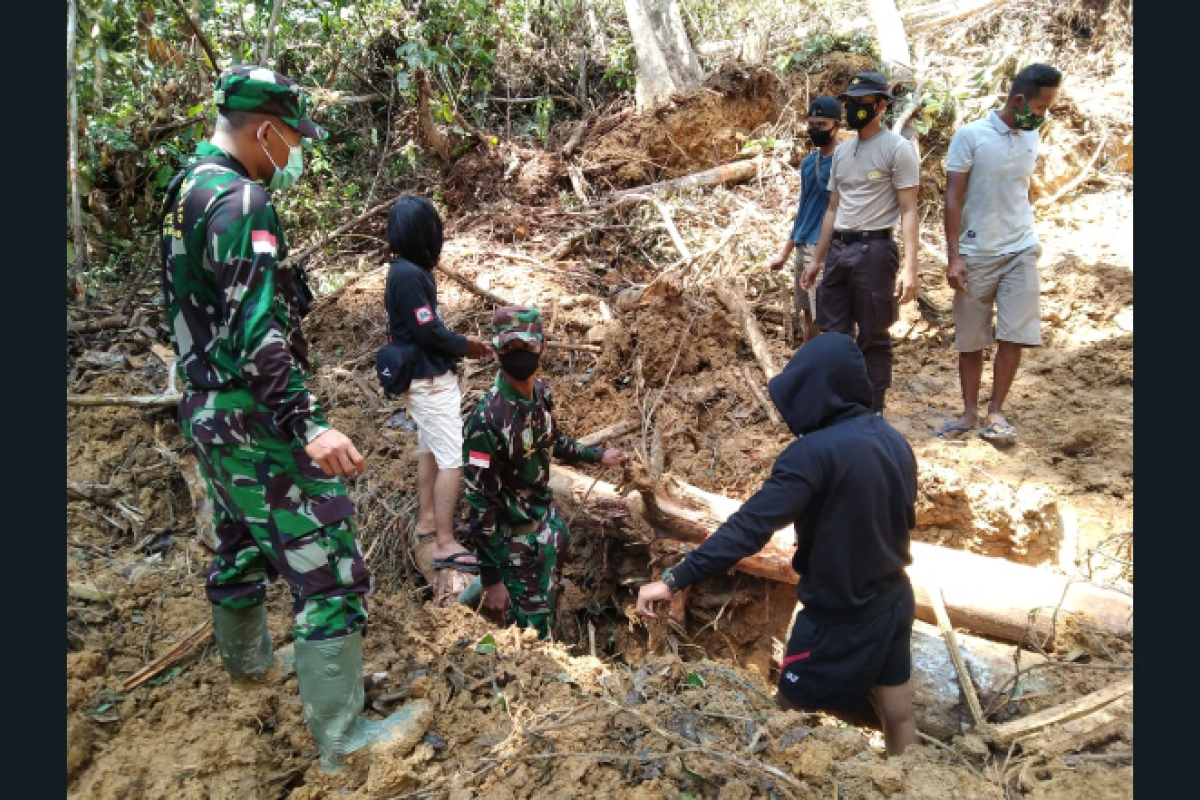 Kekompakan TNI, Polri dan  Rakyat terlihat dalam pelaksanaan TMMD Kodim 1206/PSB