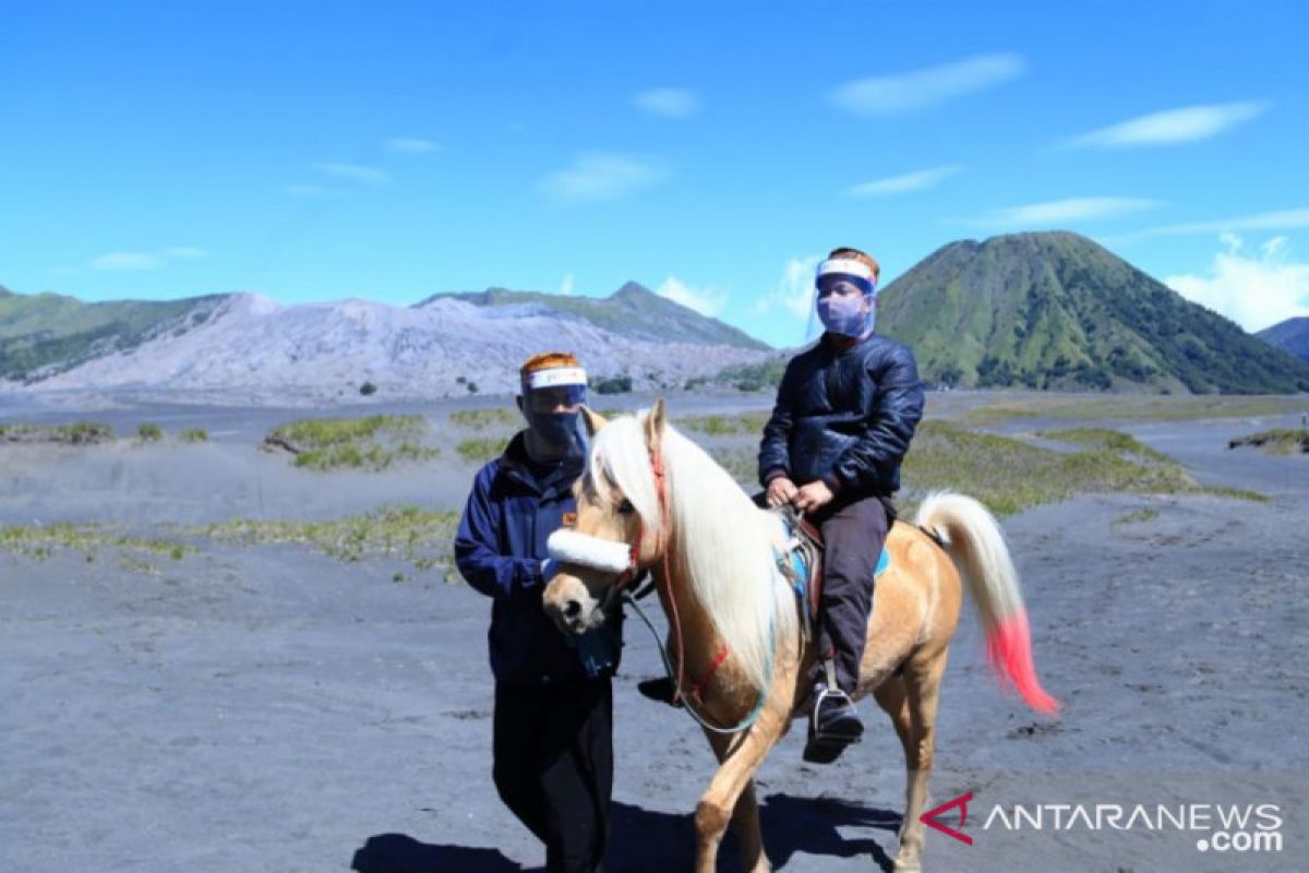 Akses menuju Gunung Bromo ditutup selama perayaan Nyepi