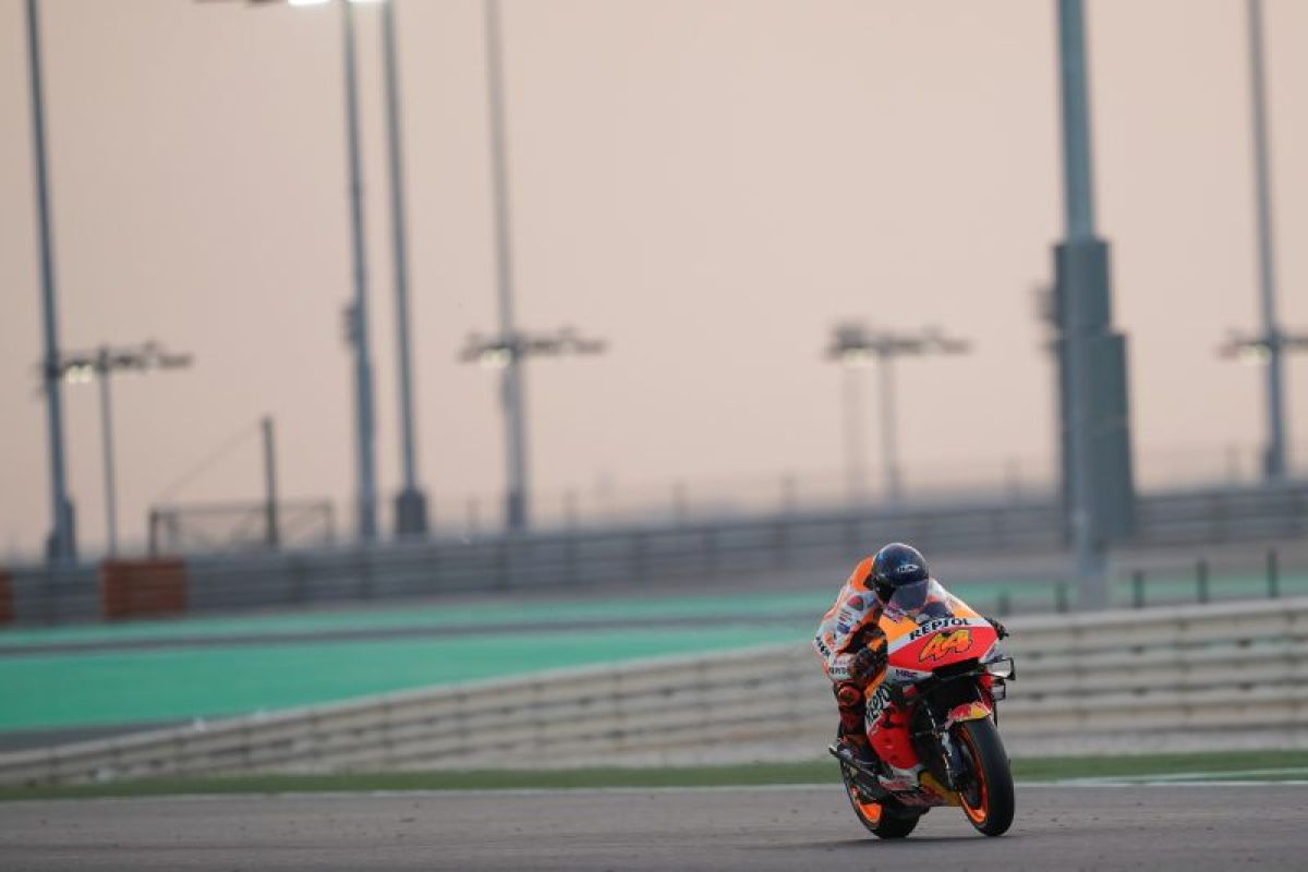 Angin kencang menutup tes pramusim MotoGP di Qatar