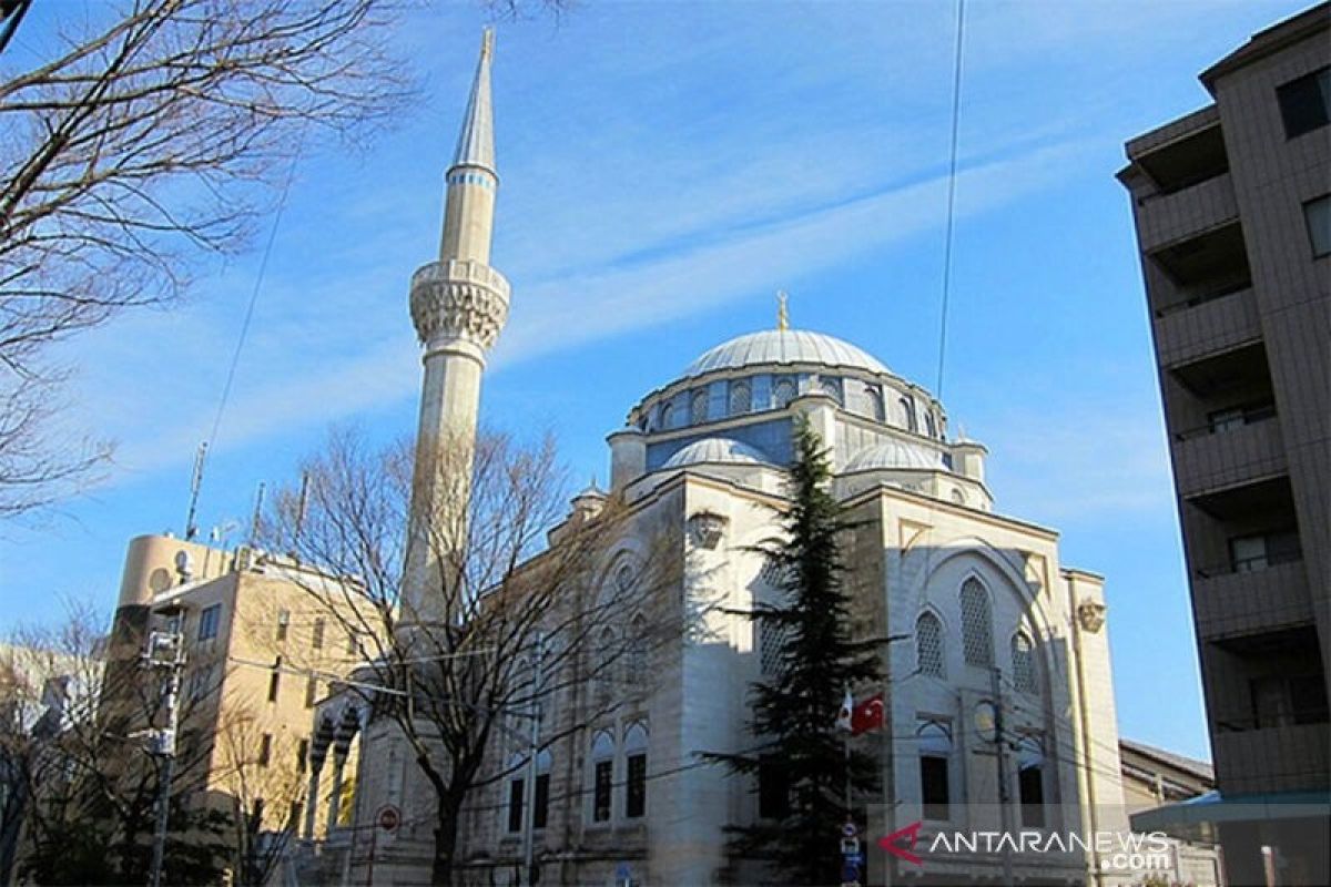 Masjid utama Tokyo akhirnya dibuka kembali setelah tutup selama 10 pekan