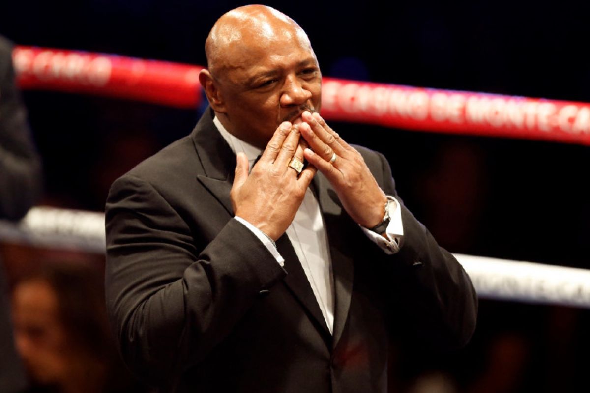 Mantan juara dunia tinju Marvin Hagler meninggal dunia