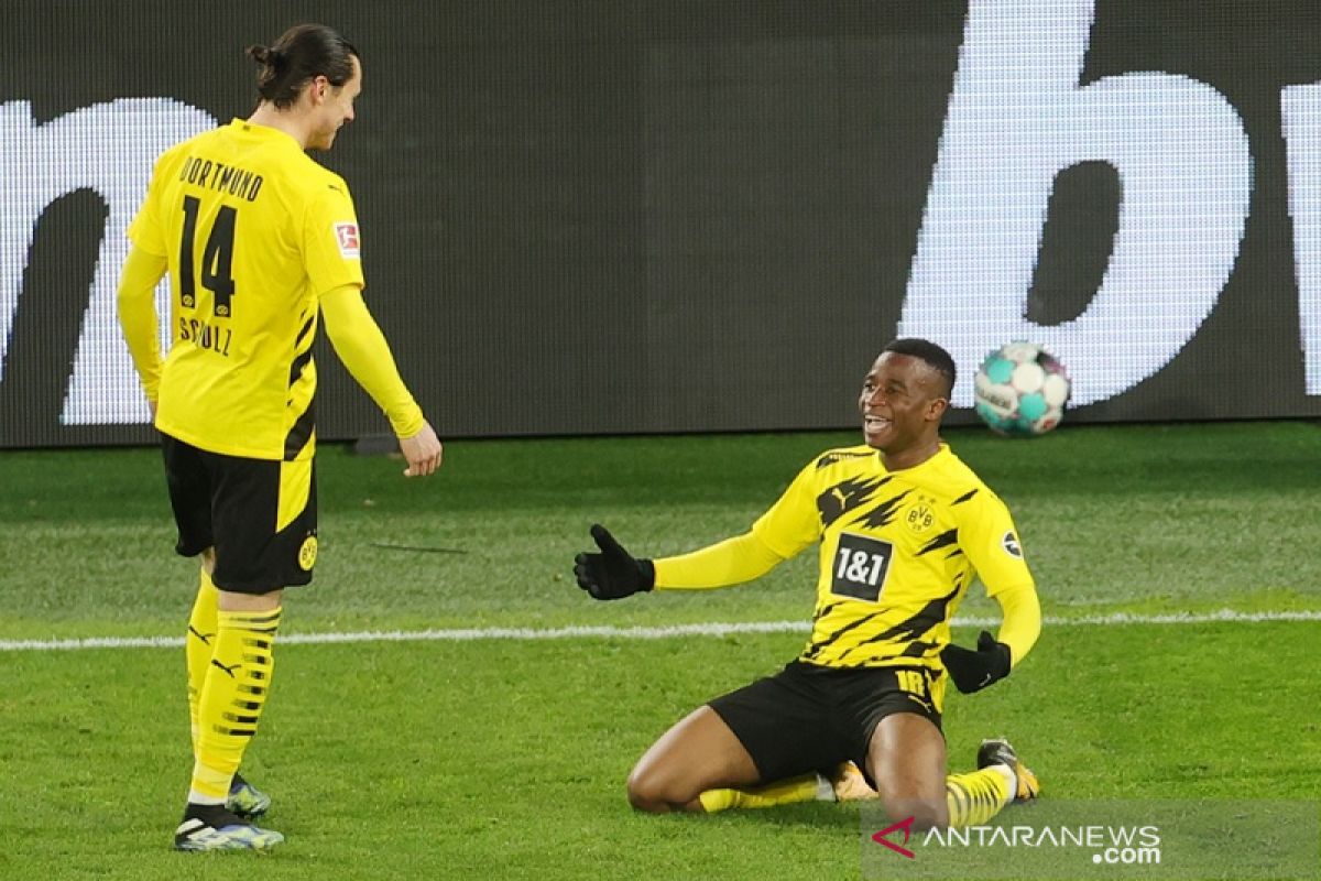 Dortmund menang atas 10 pemain Hertha