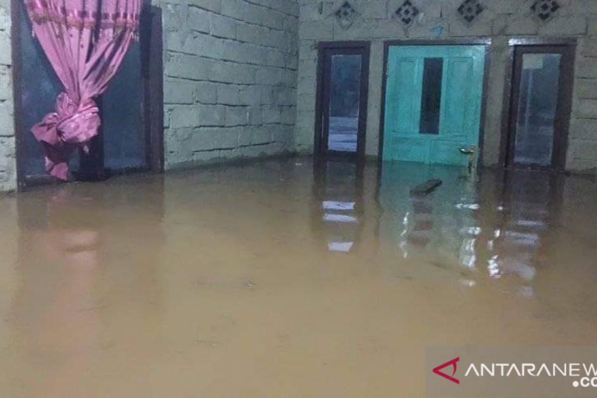 Banjir Rendam Permukiman Di Sejumlah Wilayah Gorontalo Utara Antara News