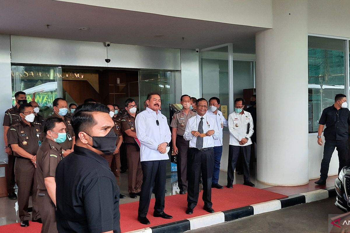 Menko Polhukam  Mahfud MD pastikan kasus Otsus Papua berjalan penyelidikannya