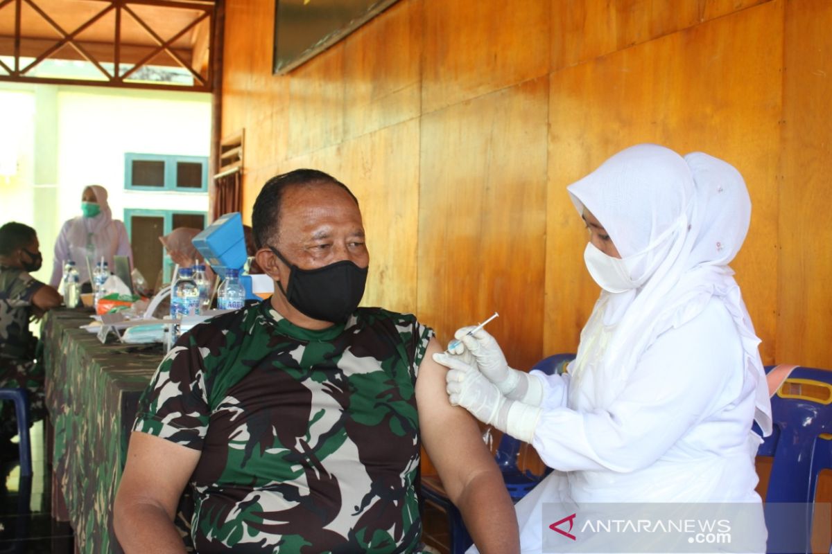 Prajurit Kodim Aceh Jaya mulai vaksinasi COVID-19